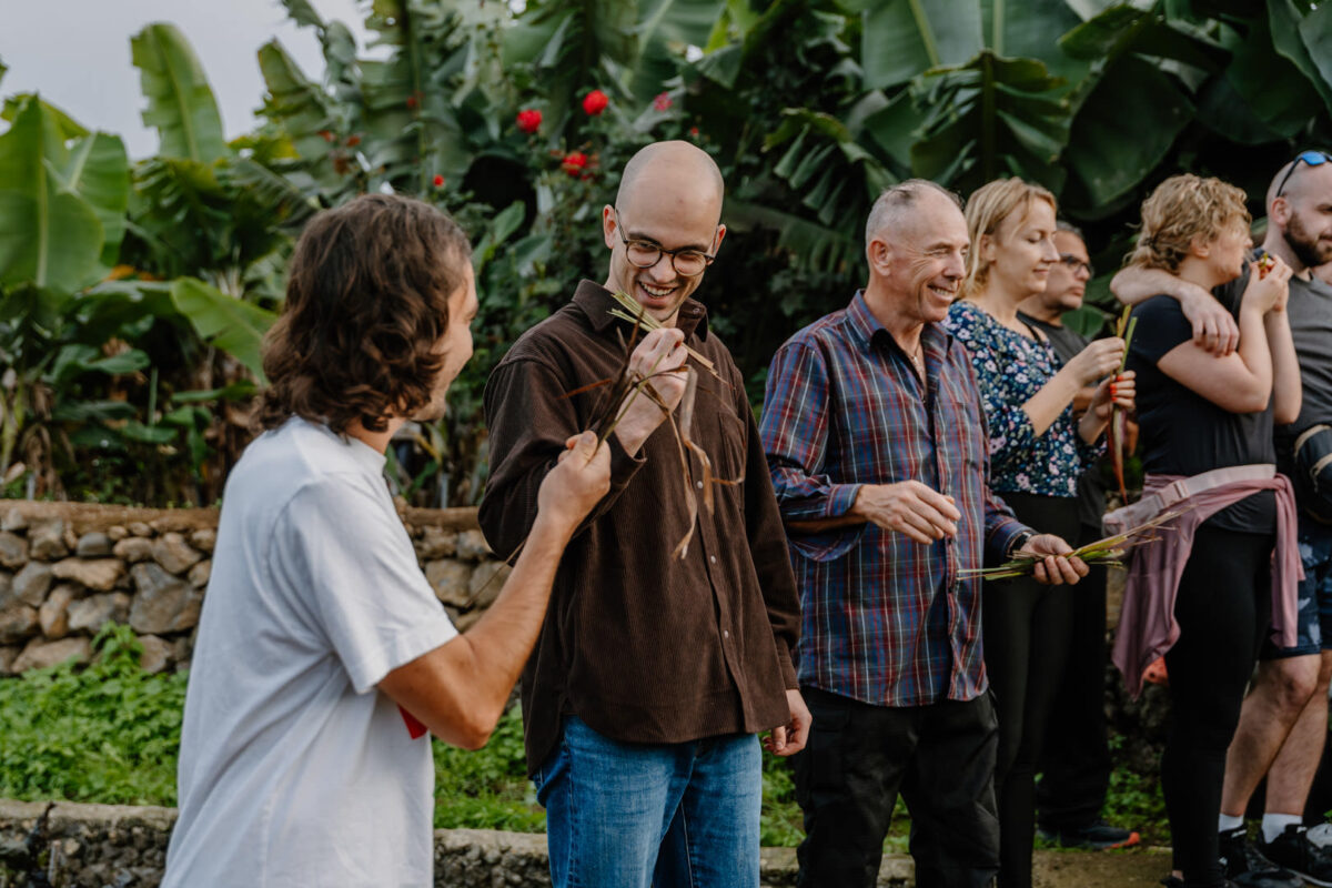 2023-12-04_Finca_Encuentro_Herbs_Workshop+Thai_Curry-DSC07850